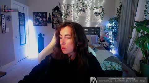 Lydia Mooney online show from 01-16-25, 01:16