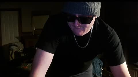 Snapshot of montana6897 chatting on 01-21-25, 03:48 Kingalby817 online show from 01-21-25, 03:48