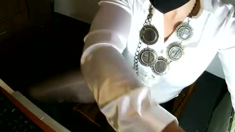 Snapshot of montero81 chatting on 08-03-26, 06:33 Sabrina online show from 08-03-26, 06:33