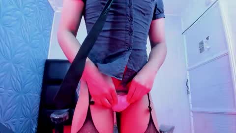 Snapshot of monthiee chatting on 09-09-25, 01:38 monthiee online show from 09-09-25, 01:38