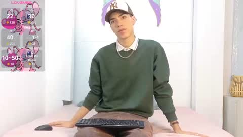 Snapshot of monyel_blake chatting on 07-01-26, 11:34 online show from 07-01-26, 11:34