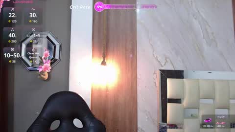 Snapshot of moon_and_fire_ chatting on 06-09-26, 01:50 moon_and_fire_ online show from 06-09-26, 01:50