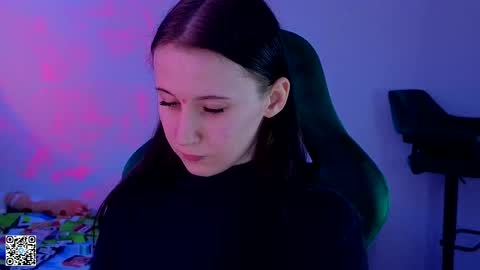 Lola online show from 03-12-25, 02:56