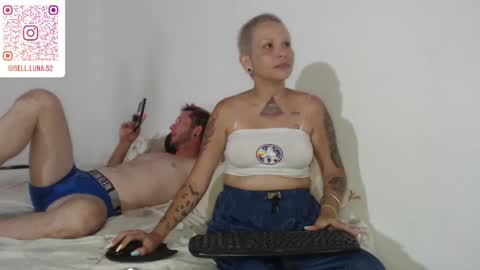 Snapshot of moon_cat85 chatting on 01-11-25, 05:07 Luna online show from 01-11-25, 05:07