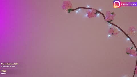 Snapshot of moon_eyess chatting on 06-30-26, 12:44 Im a independent model Welcome online show from 06-30-26, 12:44