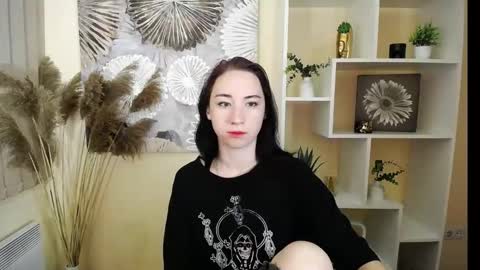 Diana online show from 09-18-25, 07:10