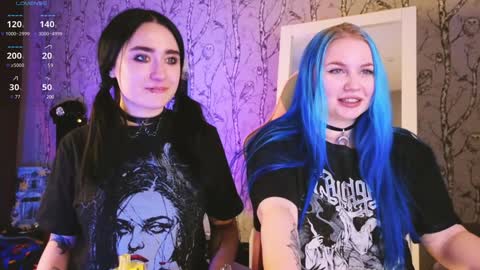 Snapshot of moon_valkyriie chatting on 01-30-25, 12:27 Emilia online show from 01-30-25, 12:27