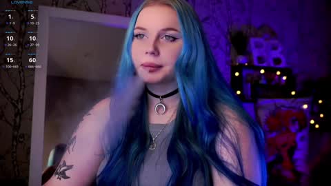 Snapshot of moon_valkyriie chatting on 02-06-25, 12:33 Emilia online show from 02-06-25, 12:33