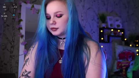 Snapshot of moon_valkyriie chatting on 02-19-25, 06:55 Emilia online show from 02-19-25, 06:55