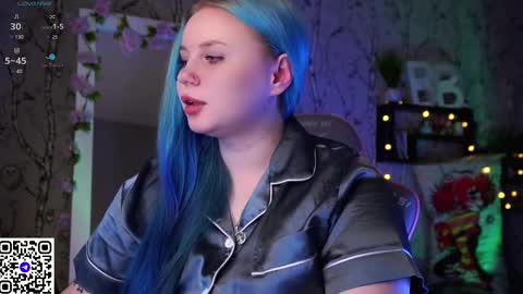 Snapshot of moon_valkyriie chatting on 02-23-25, 02:46 Emilia online show from 02-23-25, 02:46