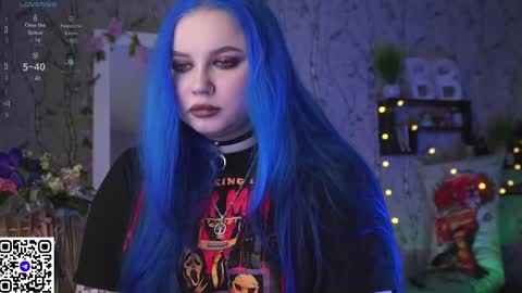 Snapshot of moon_valkyriie chatting on 03-12-25, 09:44 Emilia online show from 03-12-25, 09:44