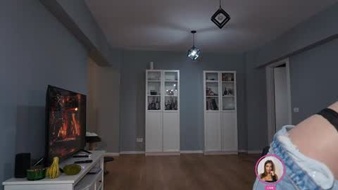 Anna online show from 11-22-25, 04:39