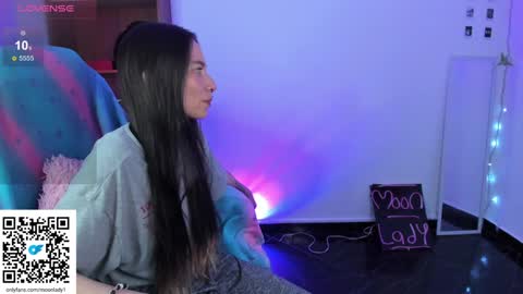 Snapshot of moonlady_ chatting on 12-07-24, 03:25 MOON  online show from 12-07-24, 03:25
