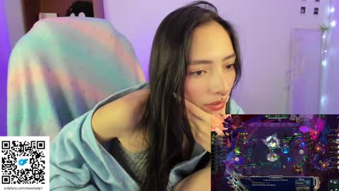 Snapshot of moonlady_ chatting on 01-19-25, 08:50 MOON  online show from 01-19-25, 08:50