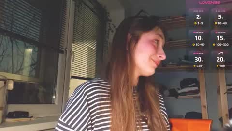 Snapshot of moonlight__lovers chatting on 02-10-26, 08:35 Dana online show from 02-10-26, 08:35