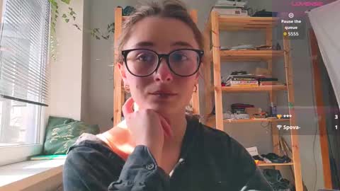 Snapshot of moonlight__lovers chatting on 03-11-26, 11:49 Dana online show from 03-11-26, 11:49