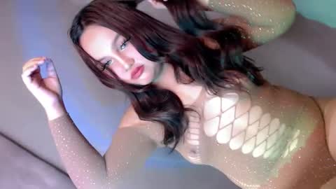 Snapshot of moonlight_baby28 chatting on 03-12-26, 11:33 B E T T Y online show from 03-12-26, 11:33