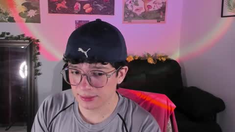 Snapshot of moonlight_baee chatting on 02-03-26, 06:11 Clove online show from 02-03-26, 06:11