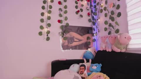 Snapshot of moonliight__ chatting on 03-16-26, 05:28 moonliight__ online show from 03-16-26, 05:28