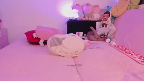 moonliight__ online show from 07-28-26, 07:39