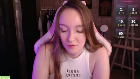 Snapshot of moonlish_siren chatting on 02-25-25, 08:41 Katrin online show from 02-25-25, 08:41