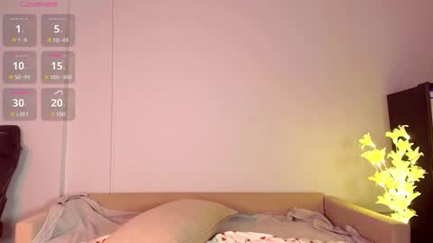 moonmimmi online show from 02-20-26, 06:19