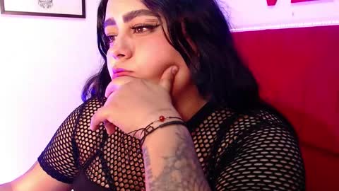 luna online show from 02-17-25, 05:58