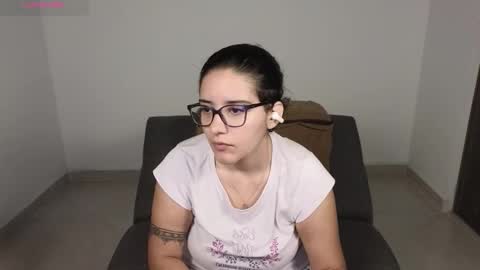 Moon Woman online show from 10-20-25, 03:18