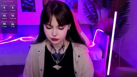 Snapshot of morana_batt chatting on 10-20-25, 01:39 Morana online show from 10-20-25, 01:39