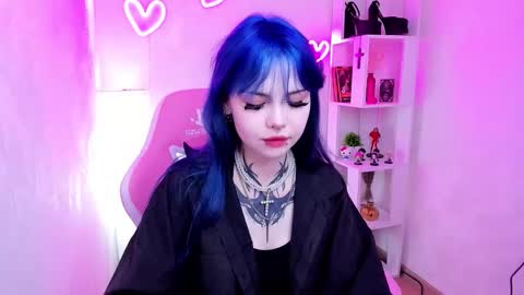 Snapshot of morana_batt chatting on 12-05-25, 02:20 Morana online show from 12-05-25, 02:20