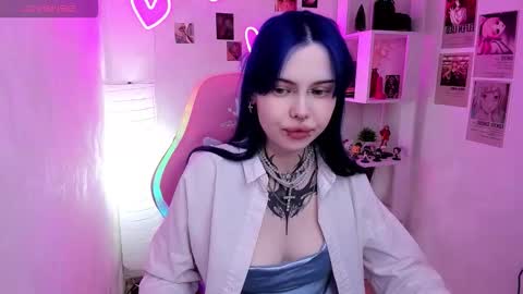 Snapshot of morana_batt chatting on 12-22-25, 02:19 Morana online show from 12-22-25, 02:19