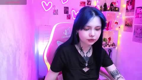 Snapshot of morana_batt chatting on 01-10-26, 02:13 Morana online show from 01-10-26, 02:13