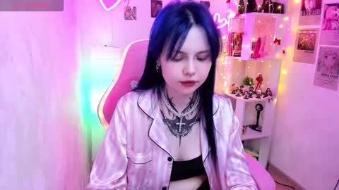 Snapshot of morana_batt chatting on 01-12-26, 02:50 Morana online show from 01-12-26, 02:50