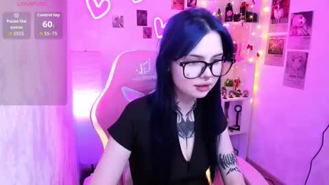 Snapshot of morana_batt chatting on 01-19-26, 02:37 Morana online show from 01-19-26, 02:37