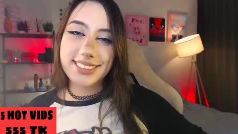 Snapshot of moranakit chatting on 09-22-25, 07:32 Morana Mayer online show from 09-22-25, 07:32