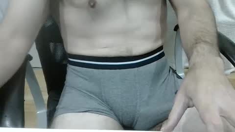 Snapshot of moreno2669 chatting on 12-21-24, 05:18 moreno2669 online show from 12-21-24, 05:18