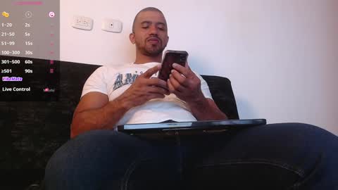 Snapshot of morgan_lean chatting on 12-12-24, 04:15 Morgan Lee online show from 12-12-24, 04:15