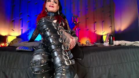 Snapshot of morganacrowley_ chatting on 01-27-25, 06:31 Morgana online show from 01-27-25, 06:31