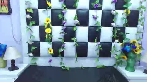 morganasmit_ online show from 02-06-25, 07:29