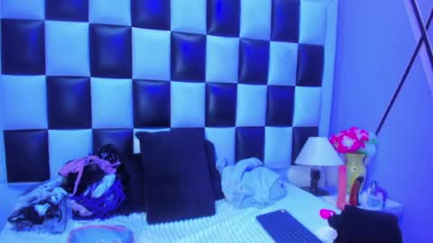morganasmit_ online show from 06-25-26, 02:32