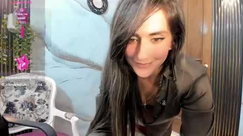 Snapshot of moriahhoe chatting on 05-13-26, 09:11 Moriah online show from 05-13-26, 09:11