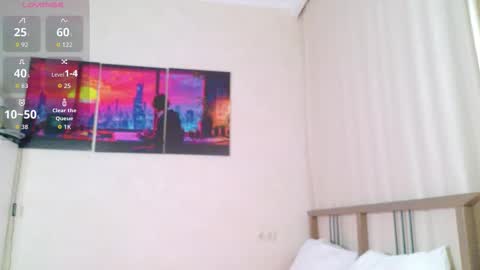 Snapshot of morninbunny_ chatting on 11-09-25, 03:16 Emilia online show from 11-09-25, 03:16