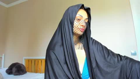 Snapshot of moroccan_diamond_ chatting on 06-04-26, 06:52 Medina online show from 06-04-26, 06:52