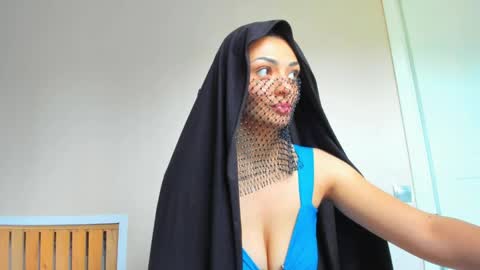 Snapshot of moroccan_diamond_ chatting on 06-05-26, 08:09 Medina online show from 06-05-26, 08:09