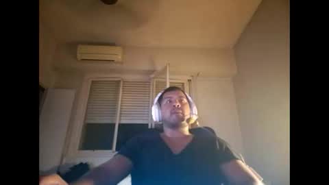 Bruno online show from 02-28-25, 04:32