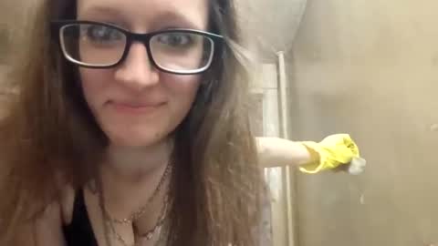 Snapshot of morriganthorn chatting on 10-12-25, 12:09 Switch Princess  Chloe  online show from 10-12-25, 12:09