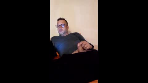 Snapshot of mospeleu chatting on 03-09-26, 07:01 Nomadu online show from 03-09-26, 07:01