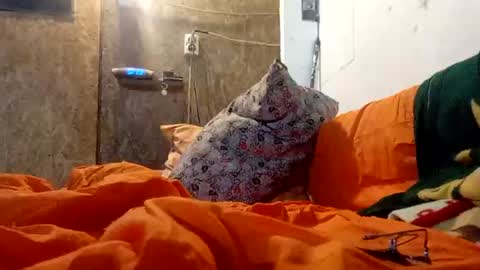 Nomadu online show from 06-20-26, 02:14