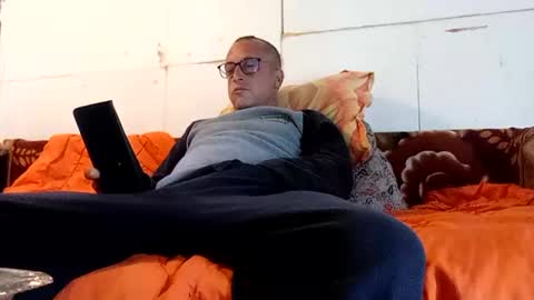 Nomadu online show from 07-27-26, 05:47
