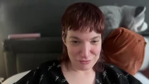 Snapshot of mossy_mommy chatting on 02-18-25, 10:25 Mossy Mommy online show from 02-18-25, 10:25